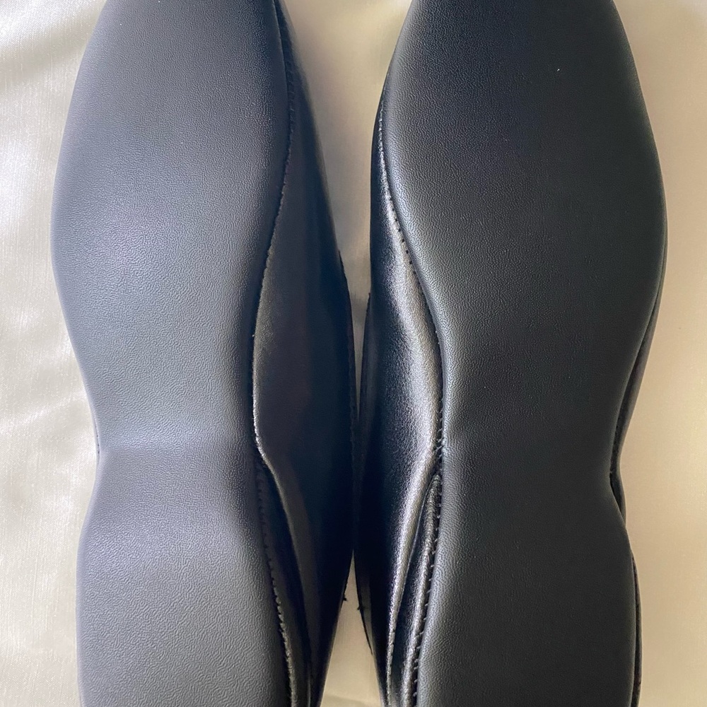 NWOT Daniel Green “Meg” Leather Slippers - Picture 4 of 5